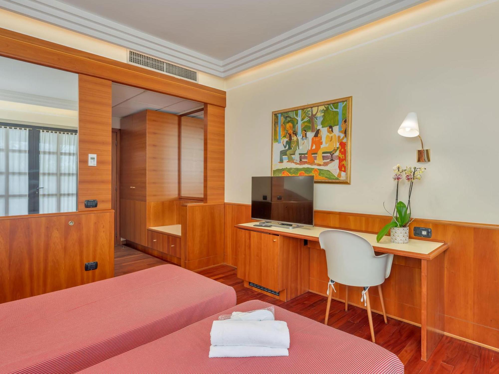 B&B Hotels Hotel Prestige Ornago المظهر الخارجي الصورة