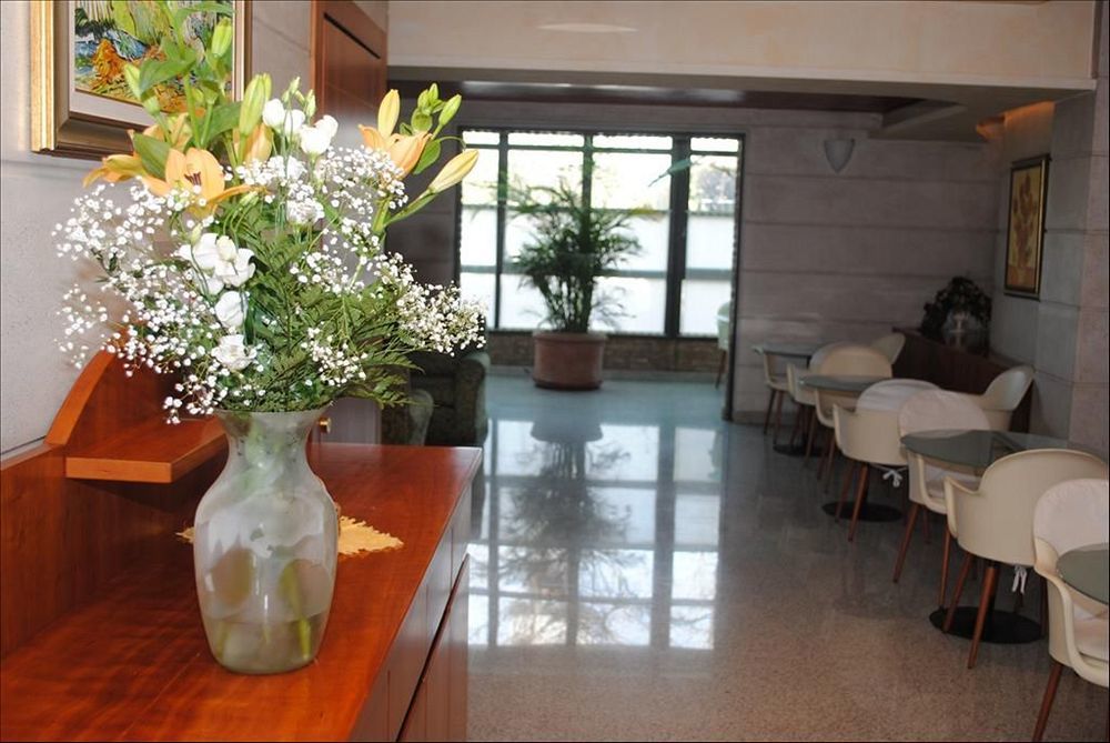 B&B Hotels Hotel Prestige Ornago المظهر الخارجي الصورة